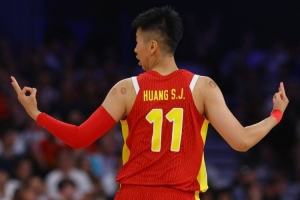 黄思静：赛前研究过韩国女篮的防守 我们通过传导&amp;空切撕破防线